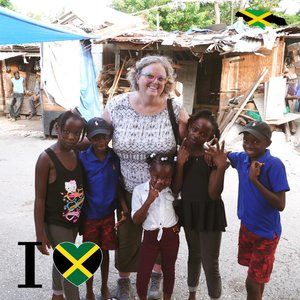 Meet your Posher, Pati